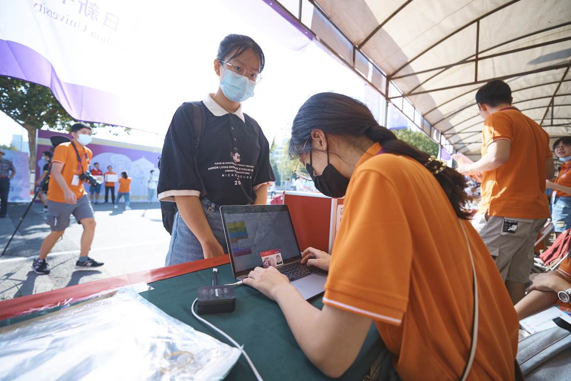 91精品国产自产在线老师啪