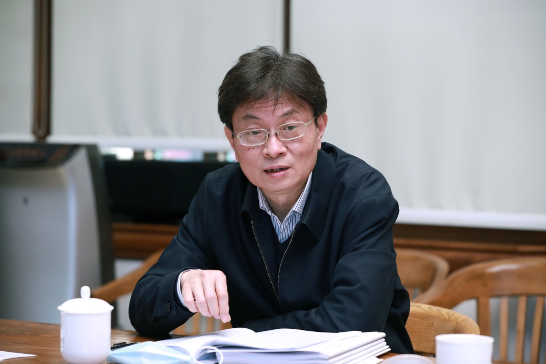 2.李一兵点评.JPG 2.李一兵点评.JPG