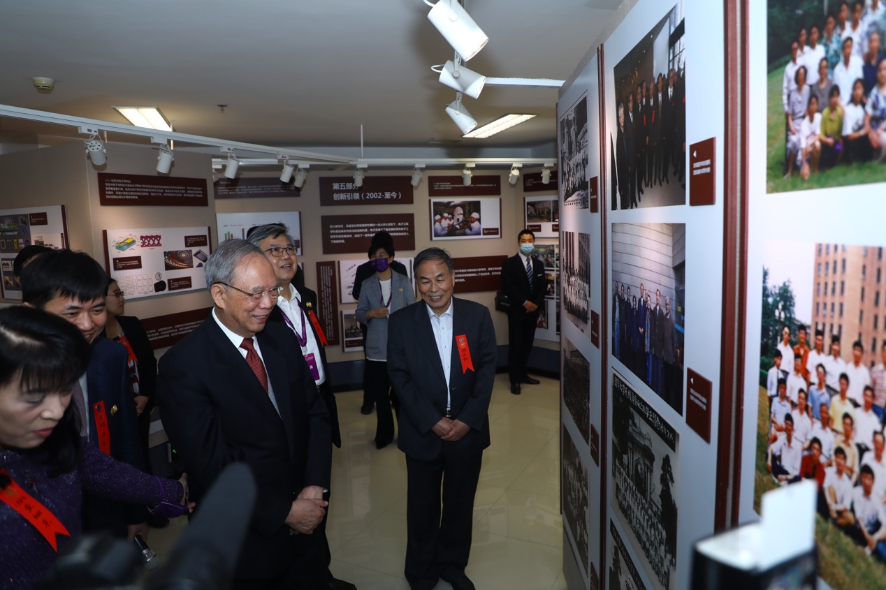 91精品国产自产在线老师啪