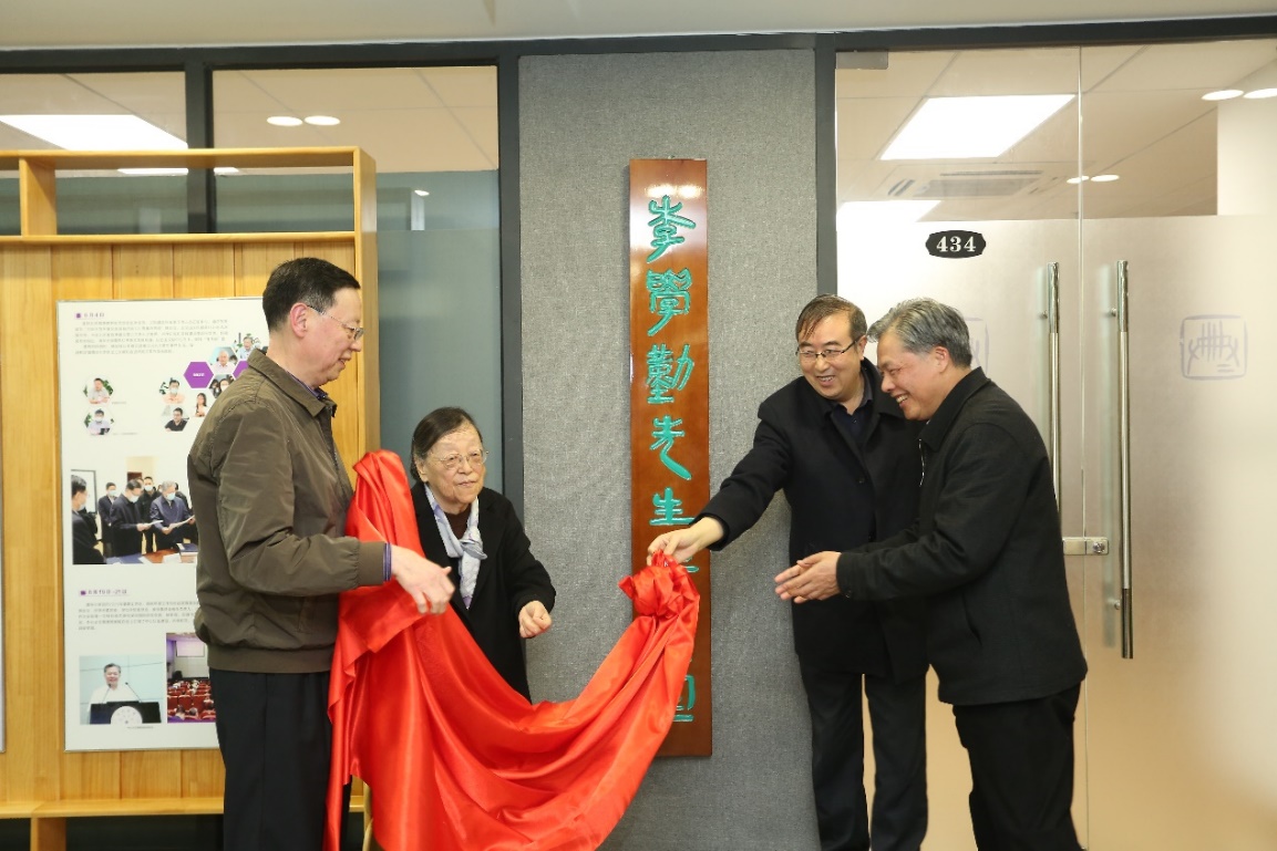 91精品国产自产在线老师啪