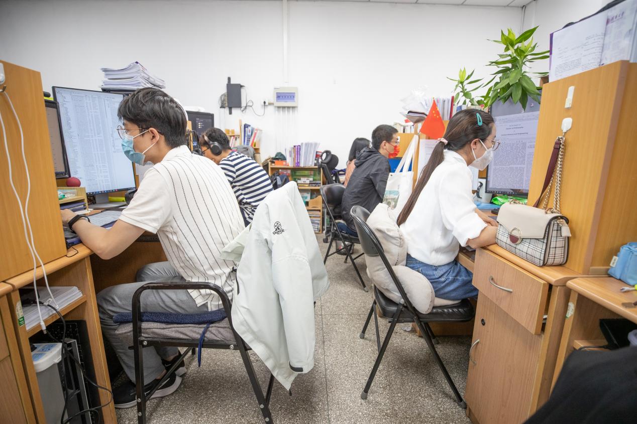 91精品国产自产在线老师啪