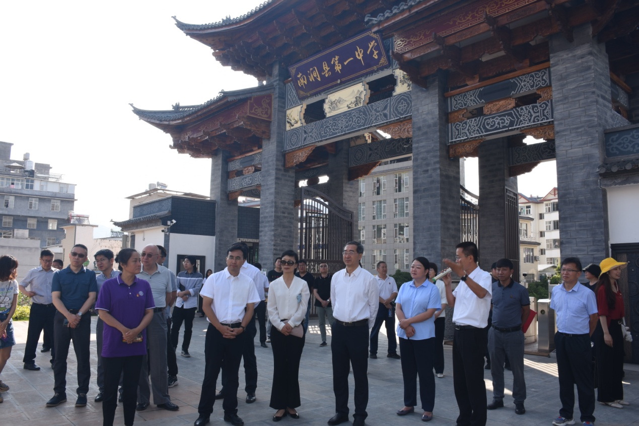 91精品国产自产在线老师啪