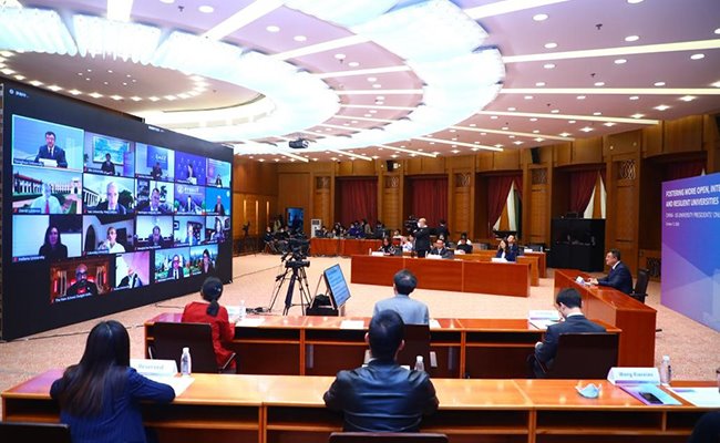 91精品国产自产在线老师啪