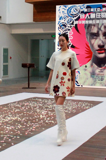 91精品国产自产在线老师啪