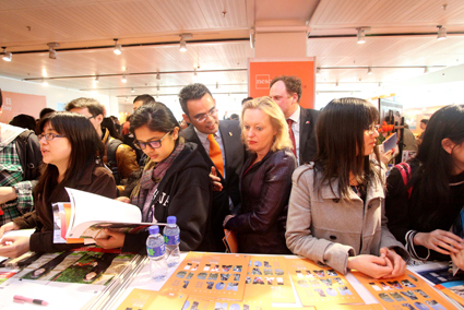 91精品国产自产在线老师啪